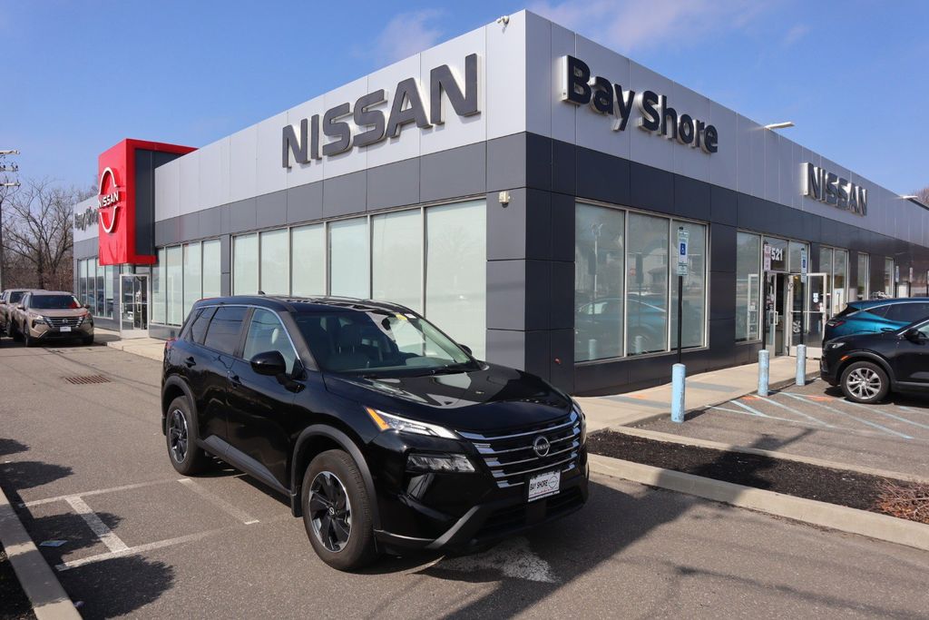Used 2025 Nissan Rogue SV SUV UB10927R for Sale in Bay Shore, NY, at Nissan of Bay Shore