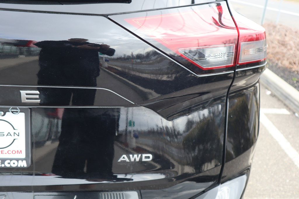 2025 Nissan Rogue SV - Photo 30