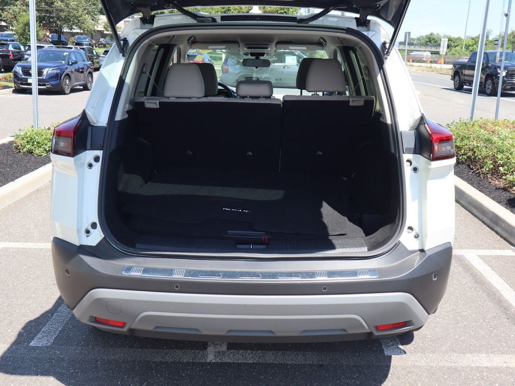 2023 Nissan Rogue SV - Photo 29