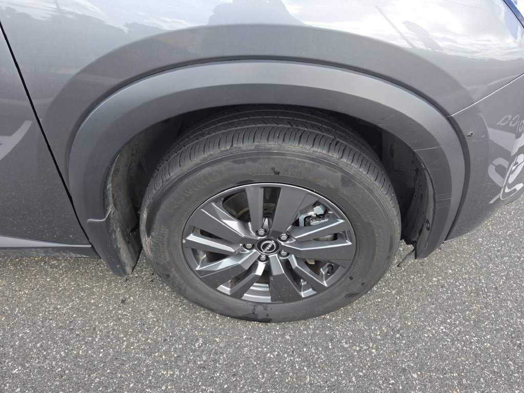 2024 Nissan Pathfinder SV - Photo 10