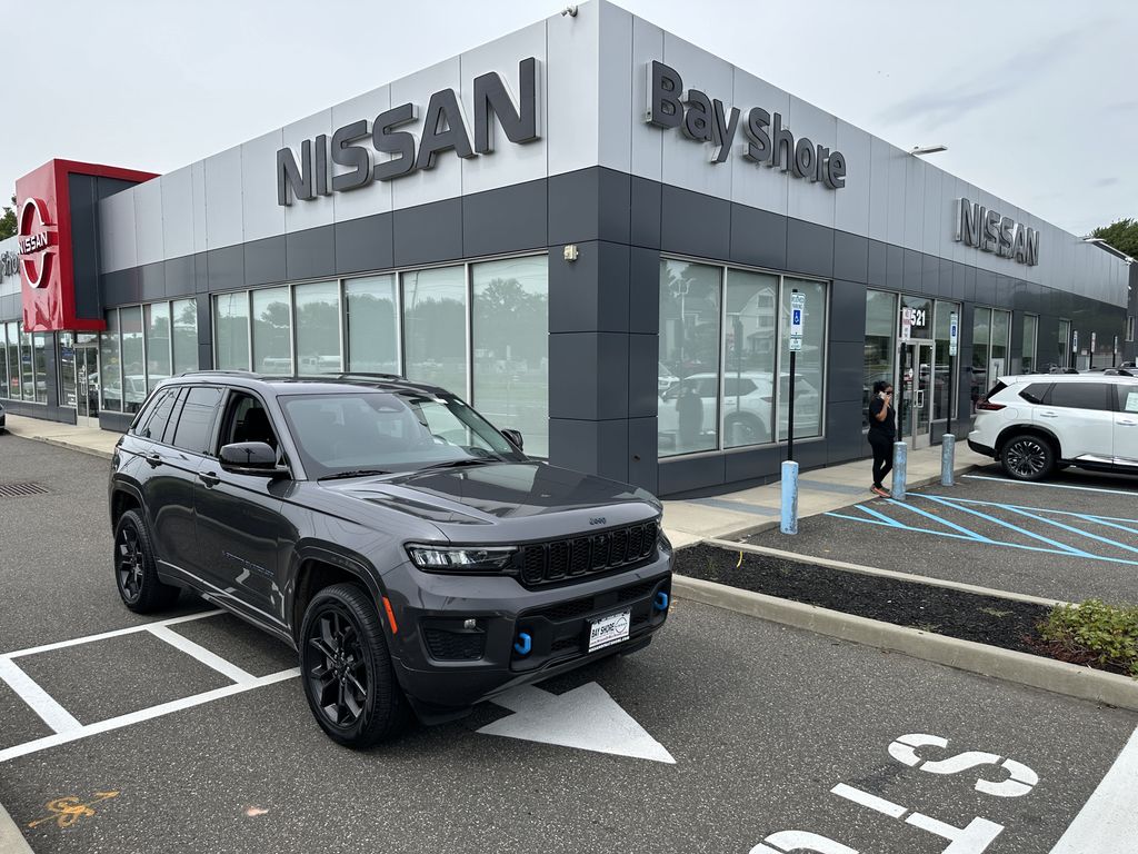 Used 2023 Jeep Grand Cherokee 4xe SUV UB11246P for Sale in Bay Shore, NY, at Nissan of Bay Shore