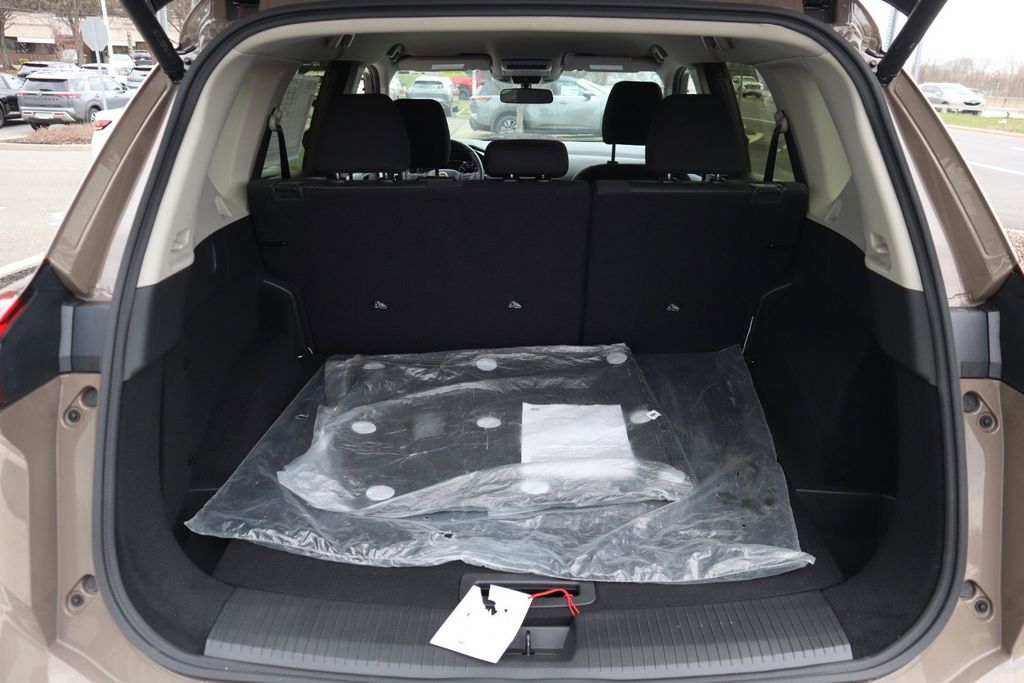 2025 Nissan Rogue SV - Photo 30