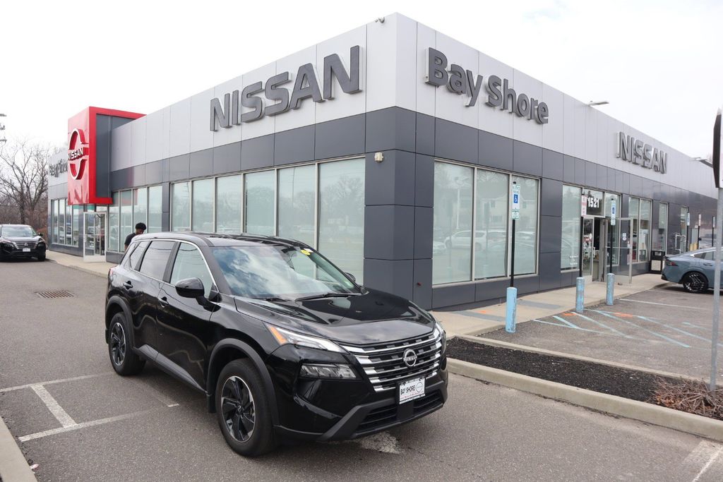 Used 2025 Nissan Rogue SV SUV UB10877P for Sale in Bay Shore, NY, at Nissan of Bay Shore