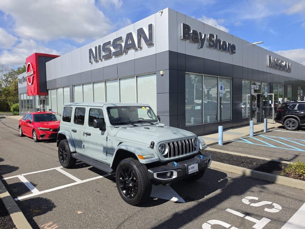 Used 2024 Jeep Wrangler 4xe Sahara SUV UB11278P for Sale in Bay Shore, NY, at Nissan of Bay Shore