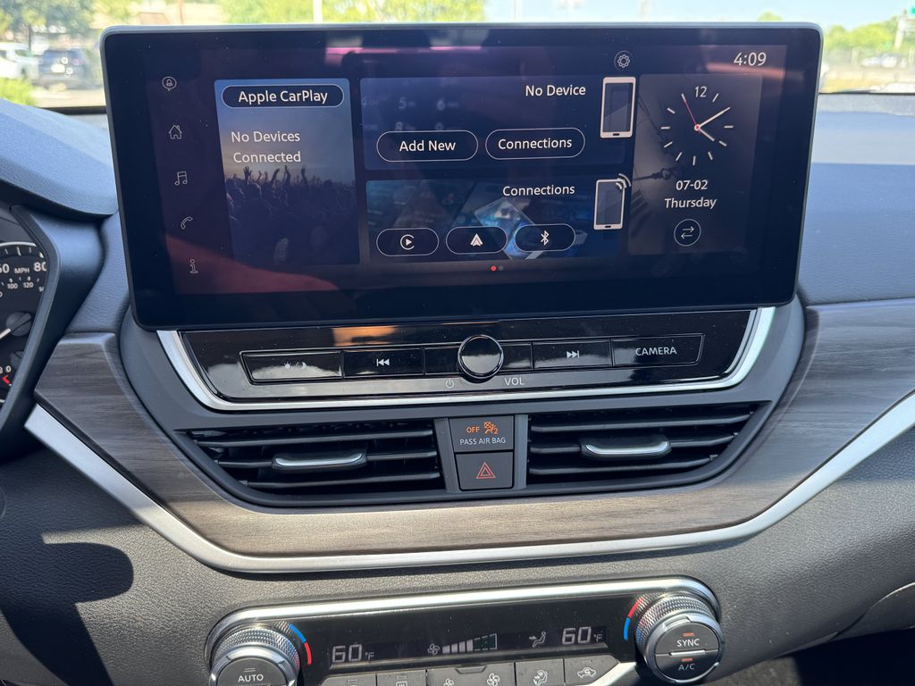 2025 Nissan Altima SV - Photo 19