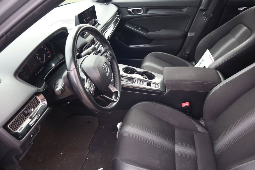 2025 Honda Civic Sport - Photo 17
