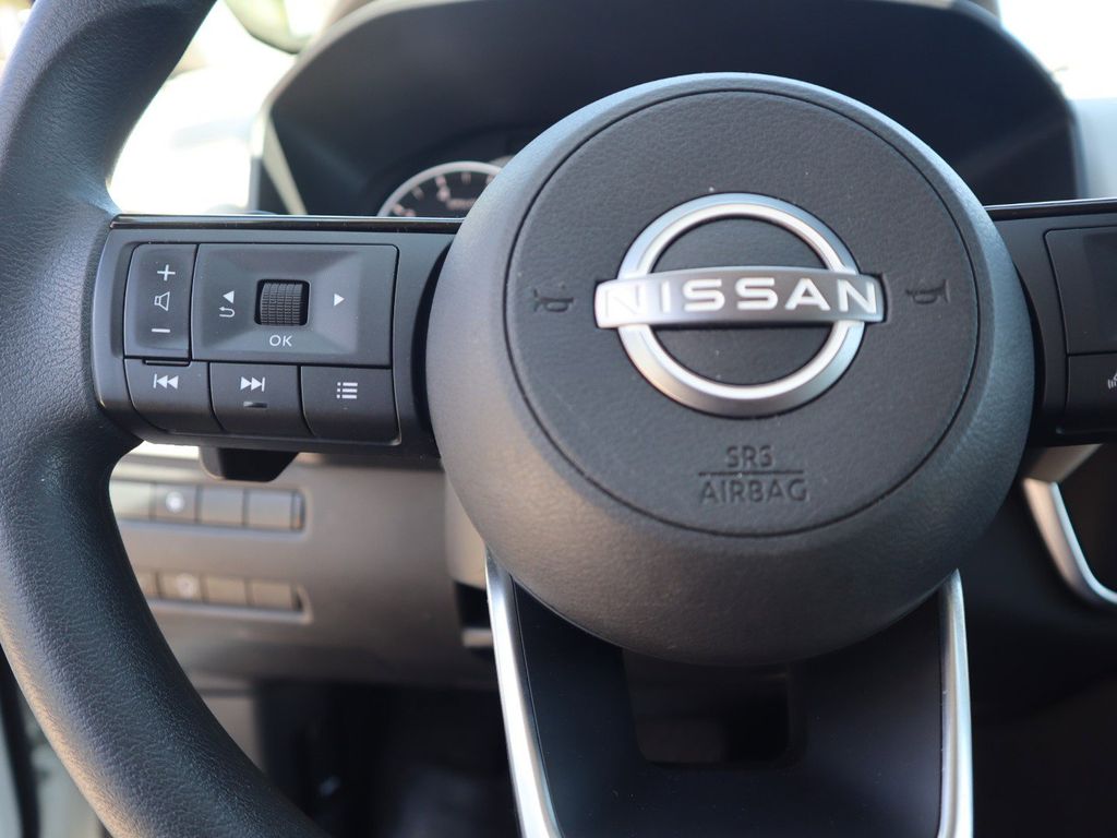 2023 Nissan Rogue SV - Photo 22