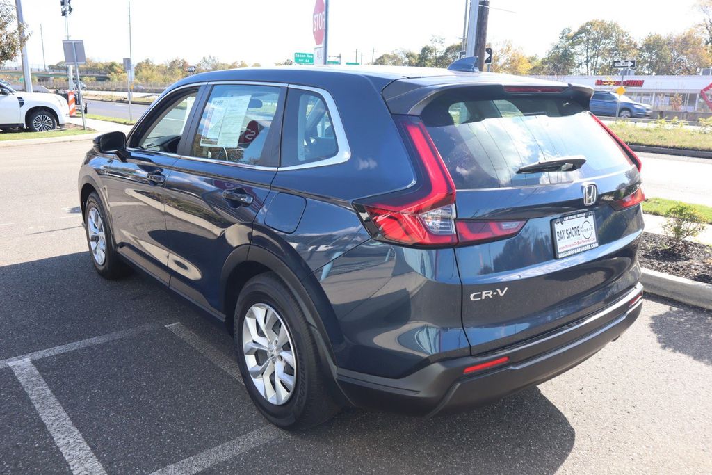 2024 Honda CR-V LX - Photo 8