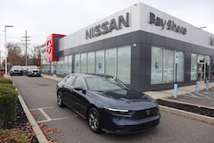 Used 2023 Honda Accord EX w/BSI Sedan UB10467P for Sale in Bay Shore, NY, at Nissan of Bay Shore