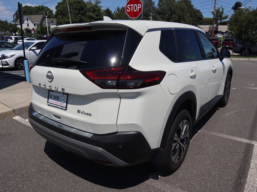 2023 Nissan Rogue SV - Photo 6