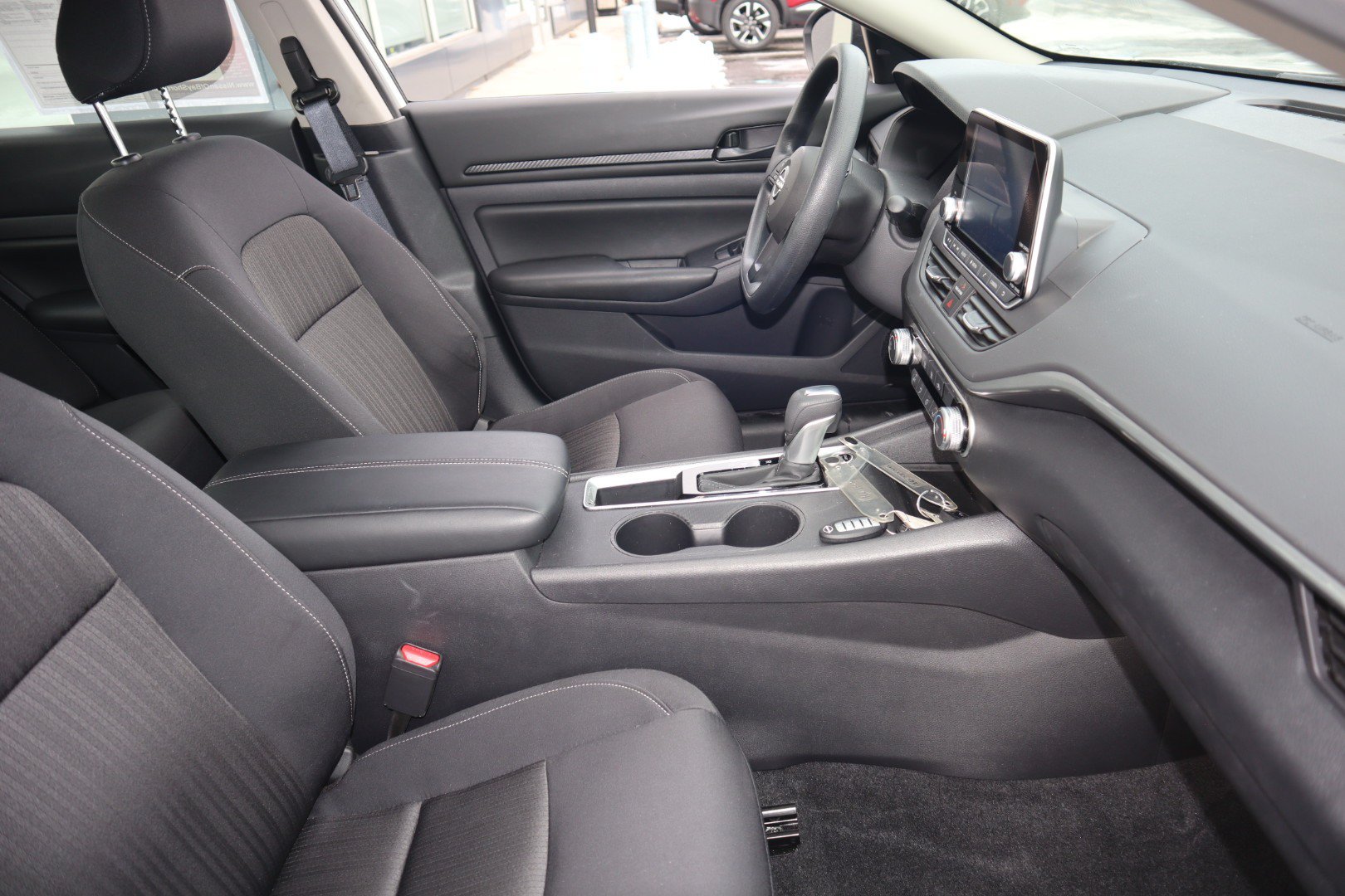 2025 Nissan Altima S - Photo 26