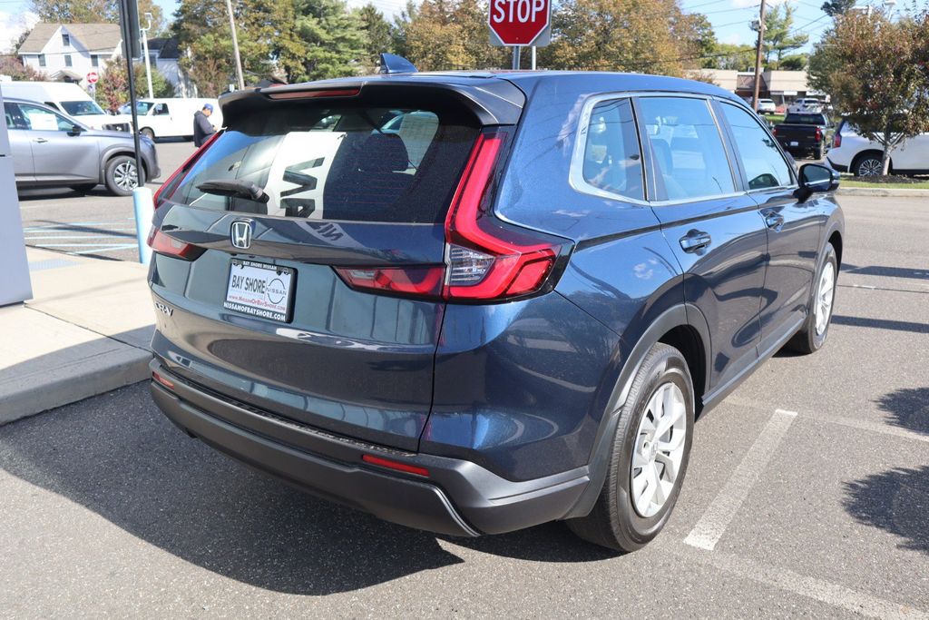 2024 Honda CR-V LX - Photo 6