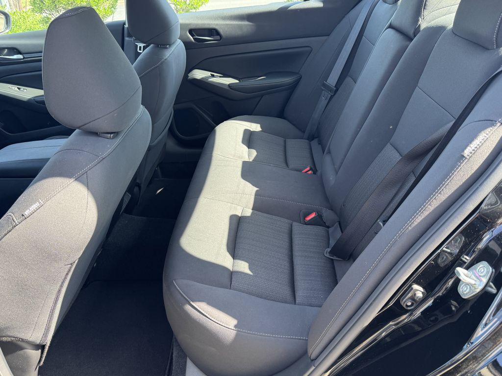 2025 Nissan Altima SV - Photo 36
