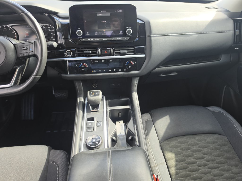 2024 Nissan Pathfinder SV - Photo 15