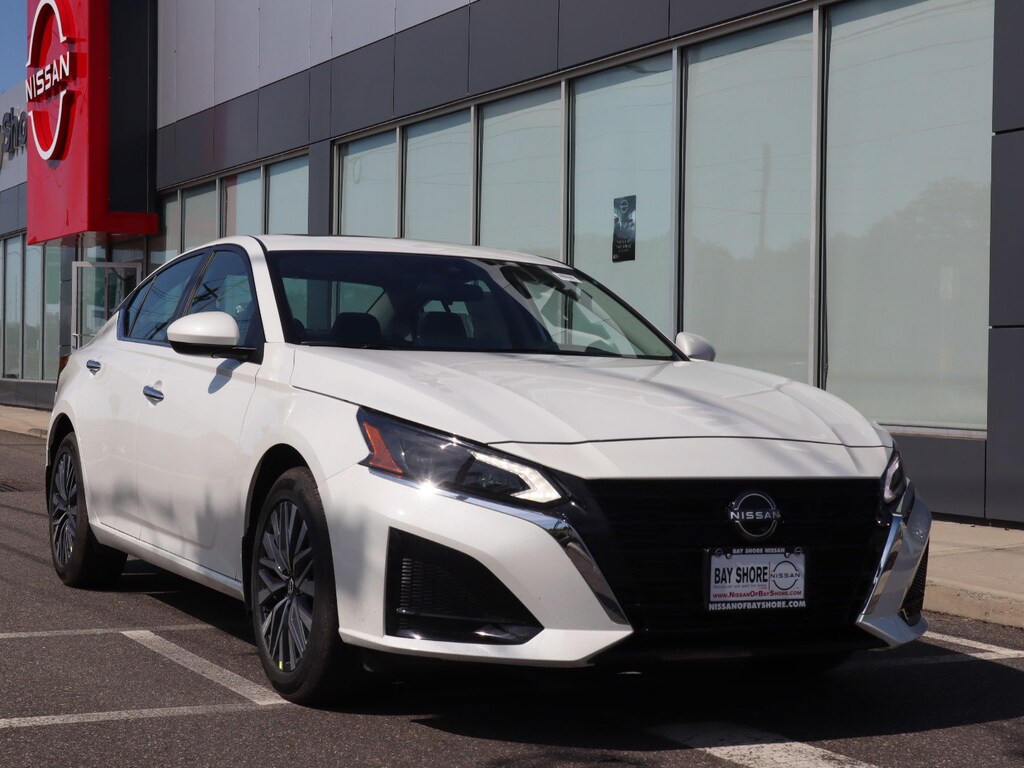 New 2026 Nissan Altima SV Sedan