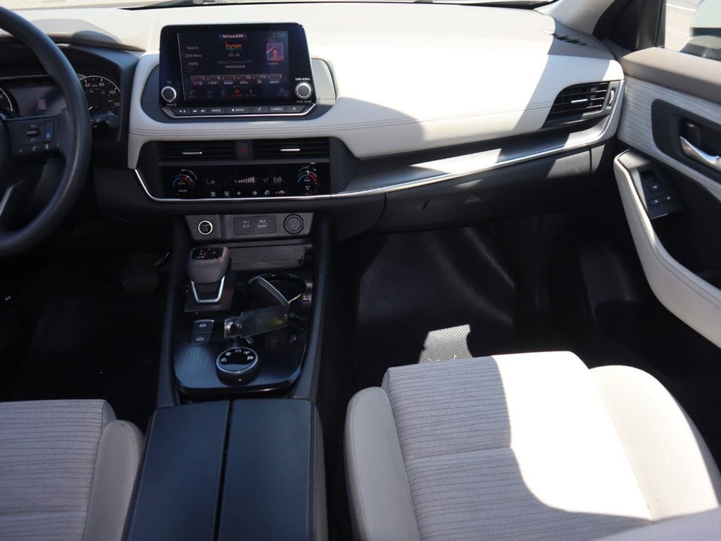 2023 Nissan Rogue SV - Photo 19