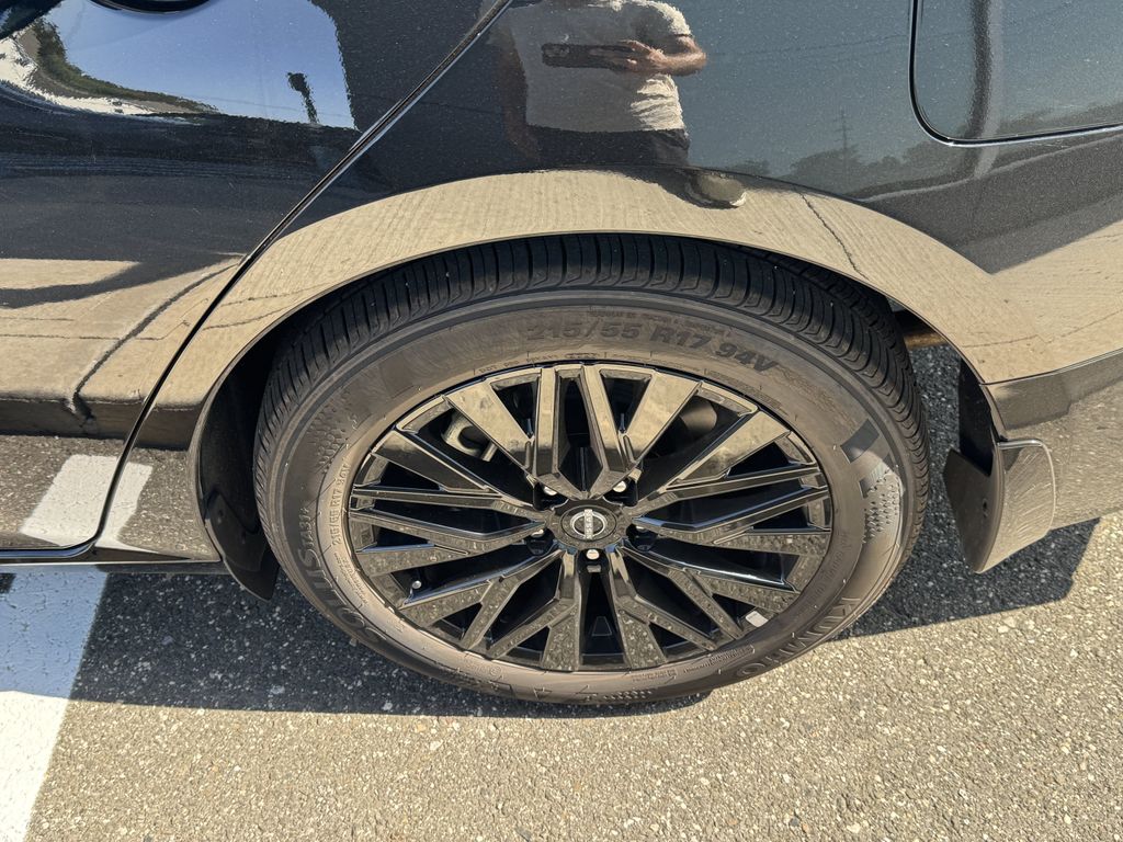 2025 Nissan Altima SV - Photo 11