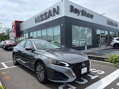 Used 2025 Nissan Altima SV Sedan UB11102R for Sale in Bay Shore, NY, at Nissan of Bay Shore