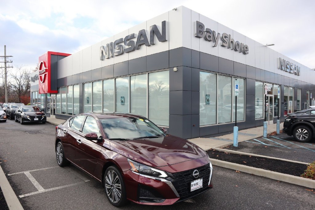 2025 Nissan Altima SL