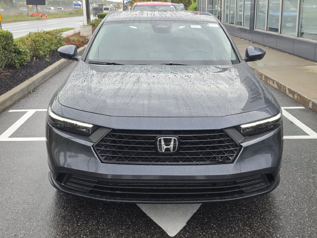 Used 2025 Honda Accord SE Sedan