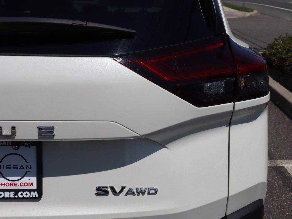 2023 Nissan Rogue SV - Photo 32