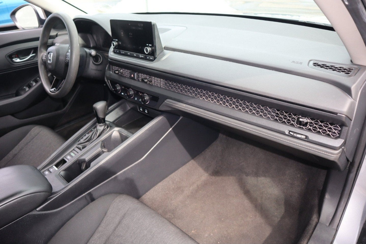 2024 Honda Accord LX - Photo 29
