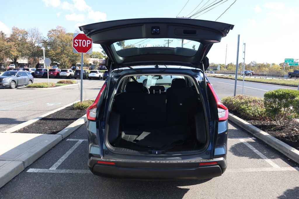 2024 Honda CR-V LX - Photo 26
