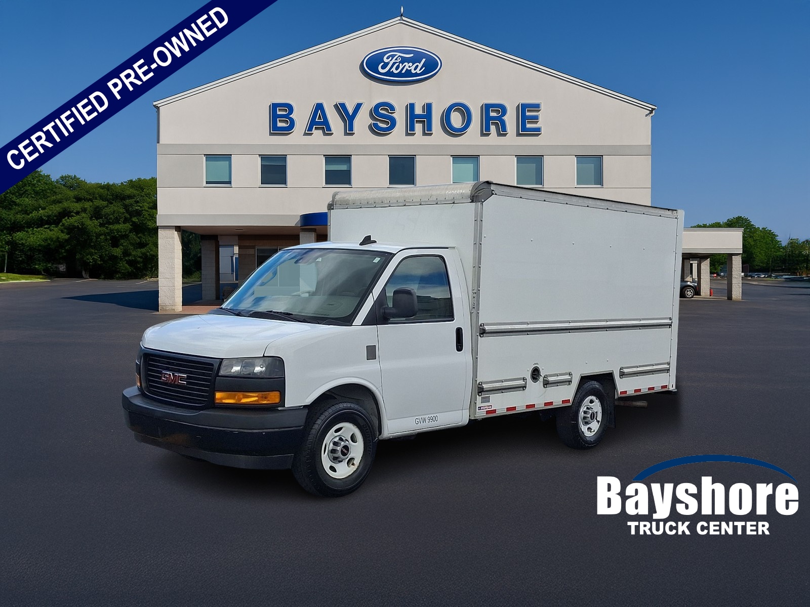 2021 GMC Savana Cutaway