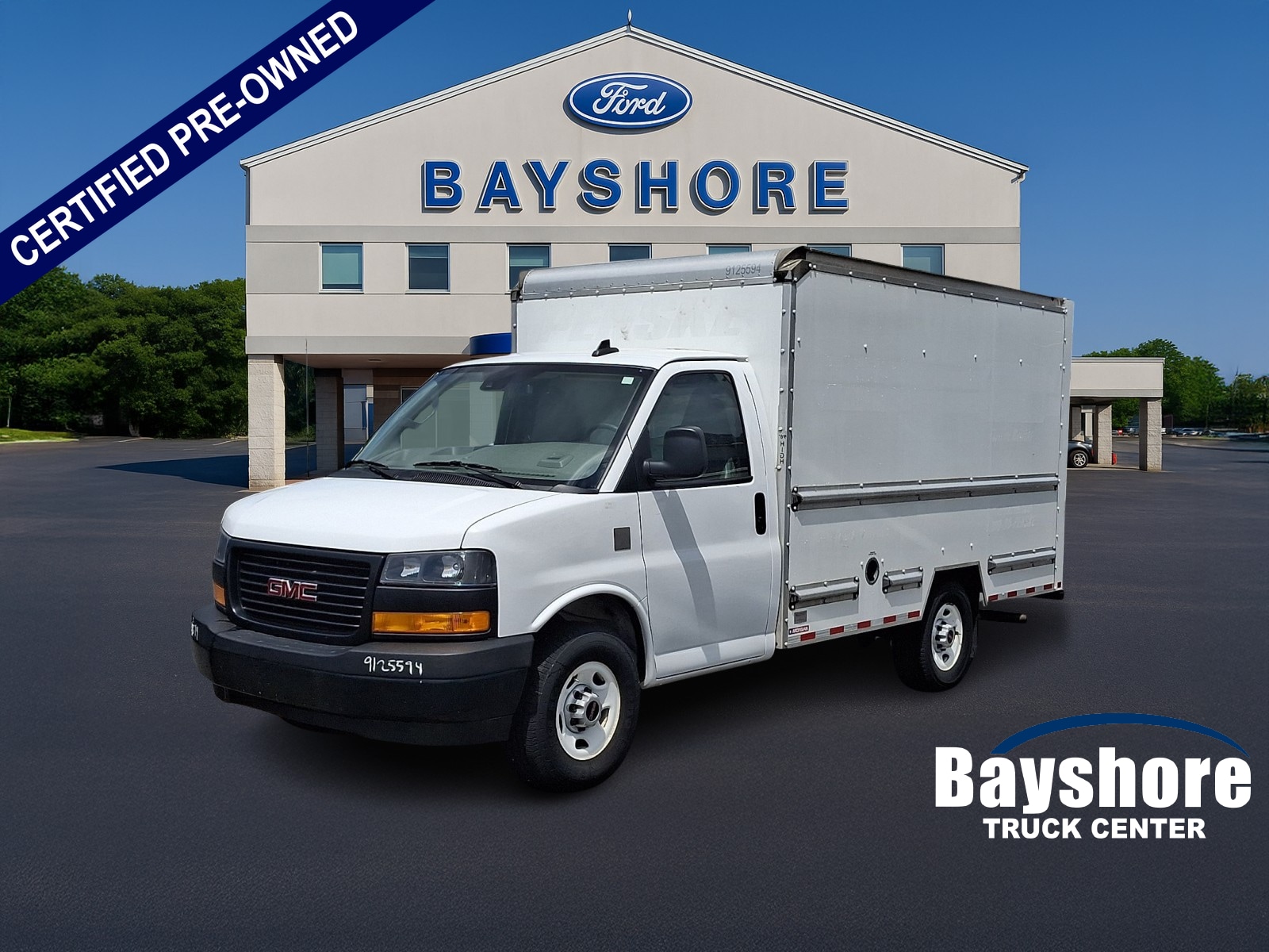 2021 GMC Savana Cutaway