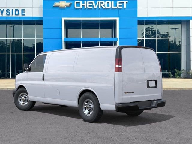 2026 Chevrolet Express Cargo Work Van - Photo 4