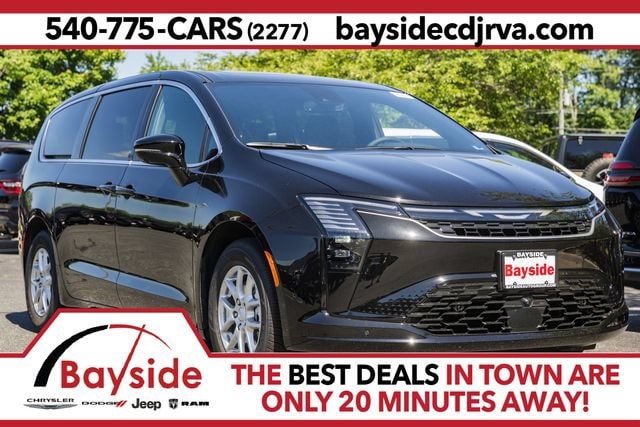 2027 Chrysler Pacifica Select