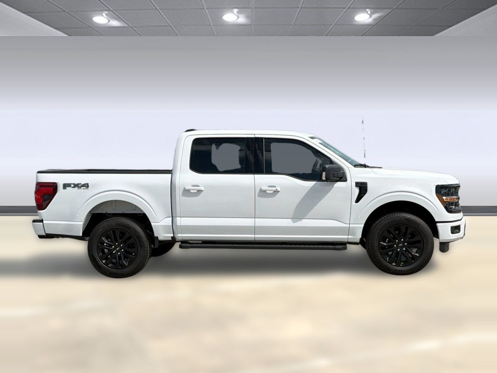 2026 Ford F-150 XLT - Photo 8