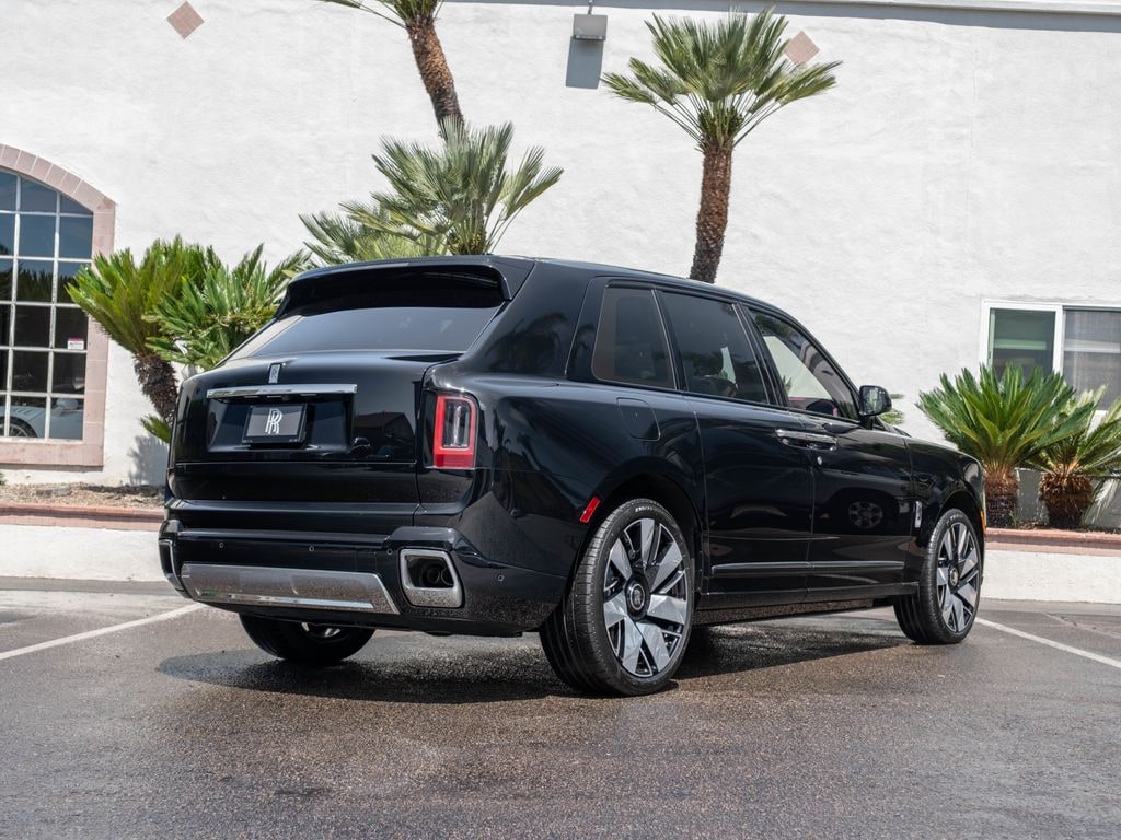New 2026 Rolls-Royce Cullinan SUV