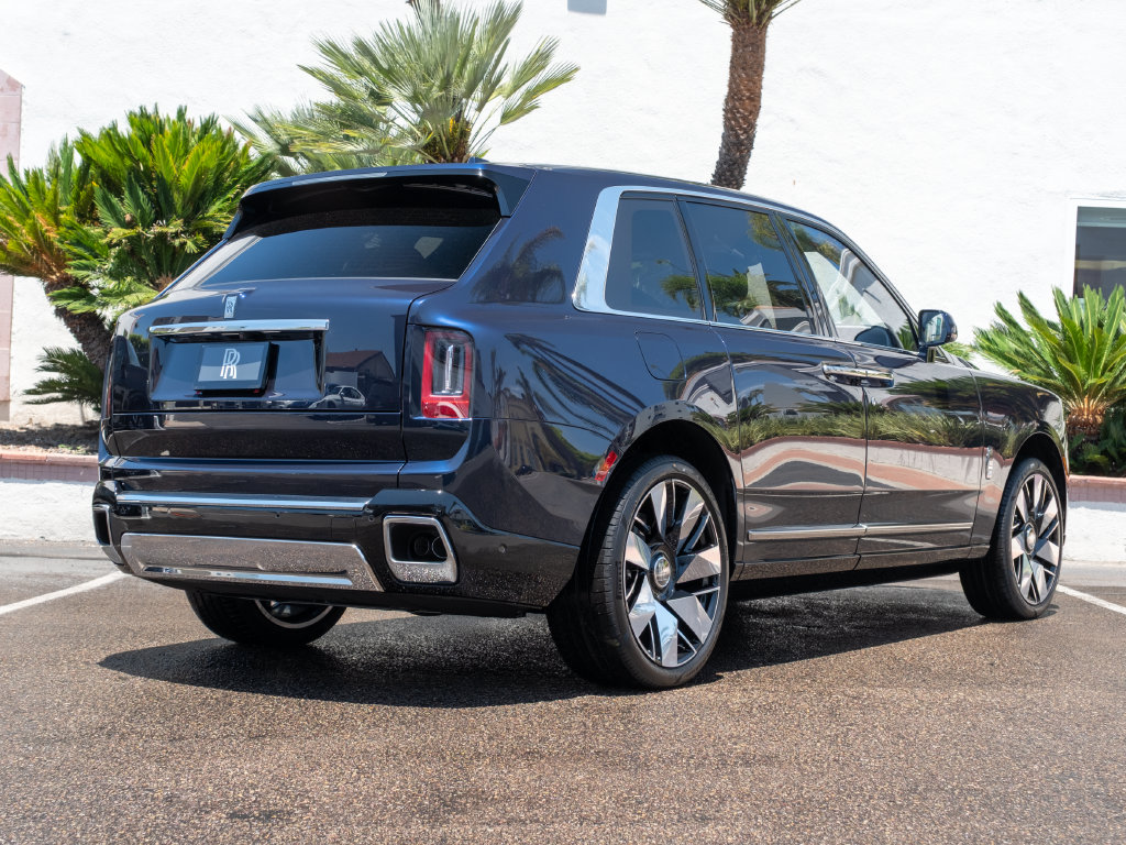 New 2027 Rolls-Royce Cullinan SUV