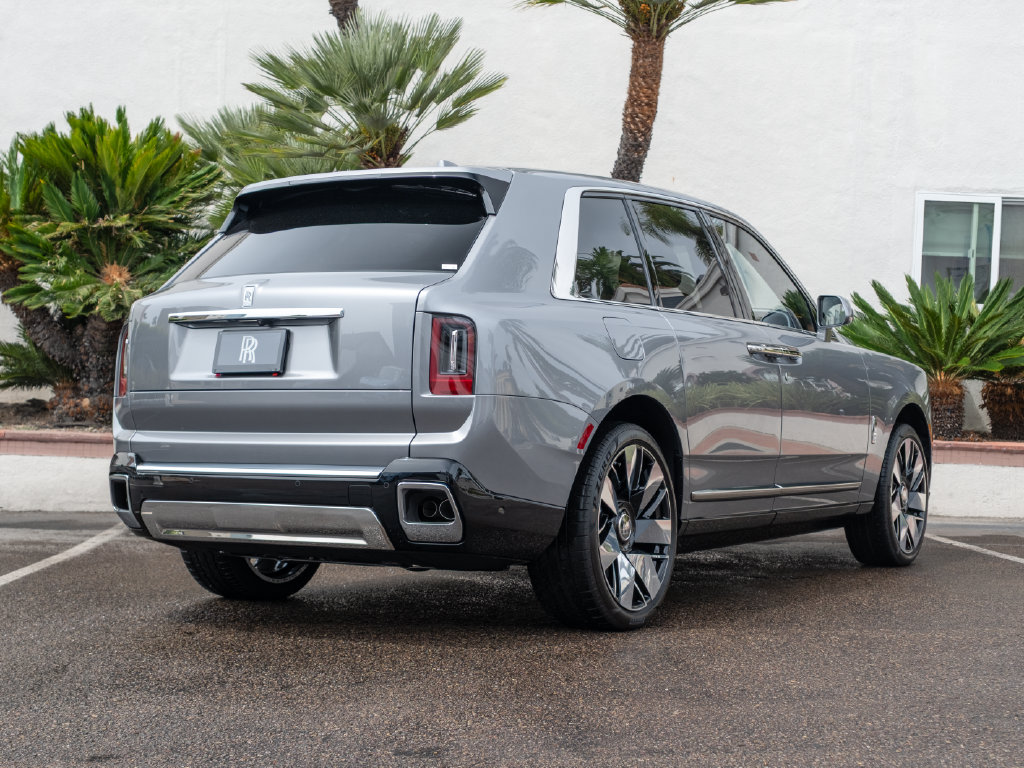 New 2027 Rolls-Royce Cullinan SUV