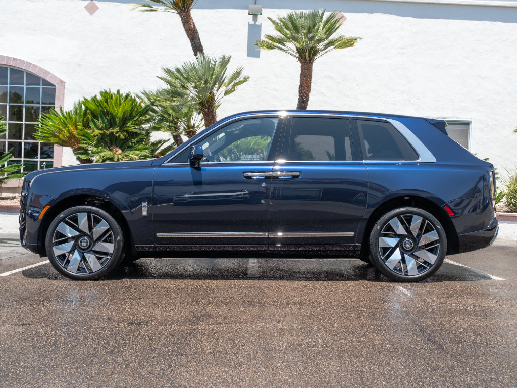 New 2027 Rolls-Royce Cullinan SUV