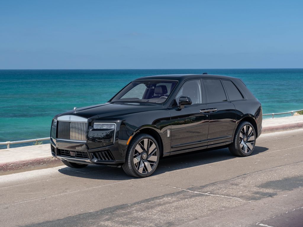 New 2026 Rolls-Royce Cullinan SUV