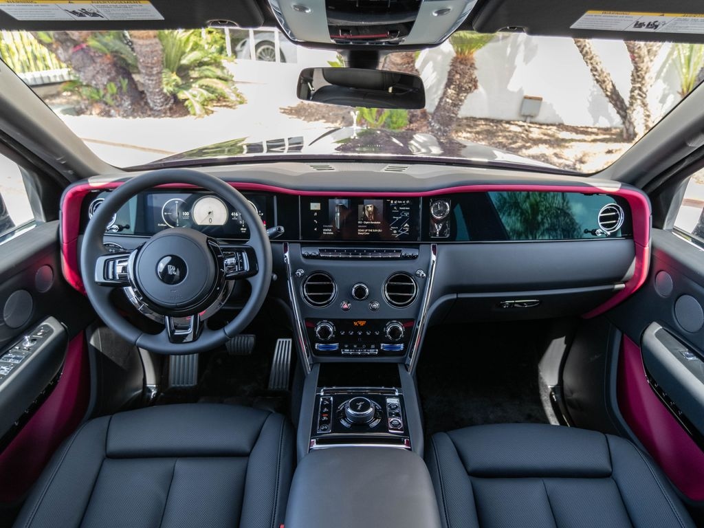 New 2026 Rolls-Royce Cullinan SUV
