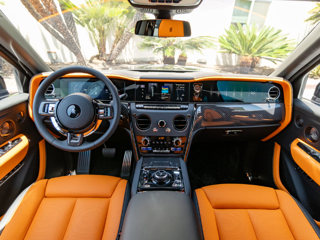 2027 Rolls-Royce Cullinan Black Badge - Photo 4