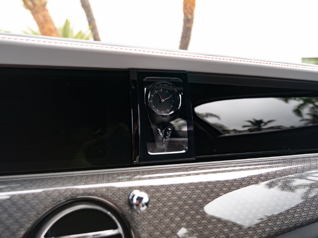 2027 Rolls-Royce Ghost Black Badge - Photo 14