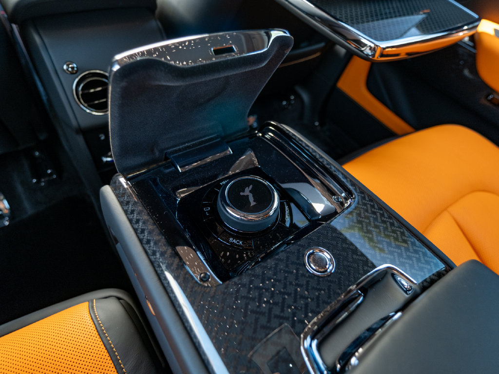 2027 Rolls-Royce Cullinan Black Badge - Photo 38