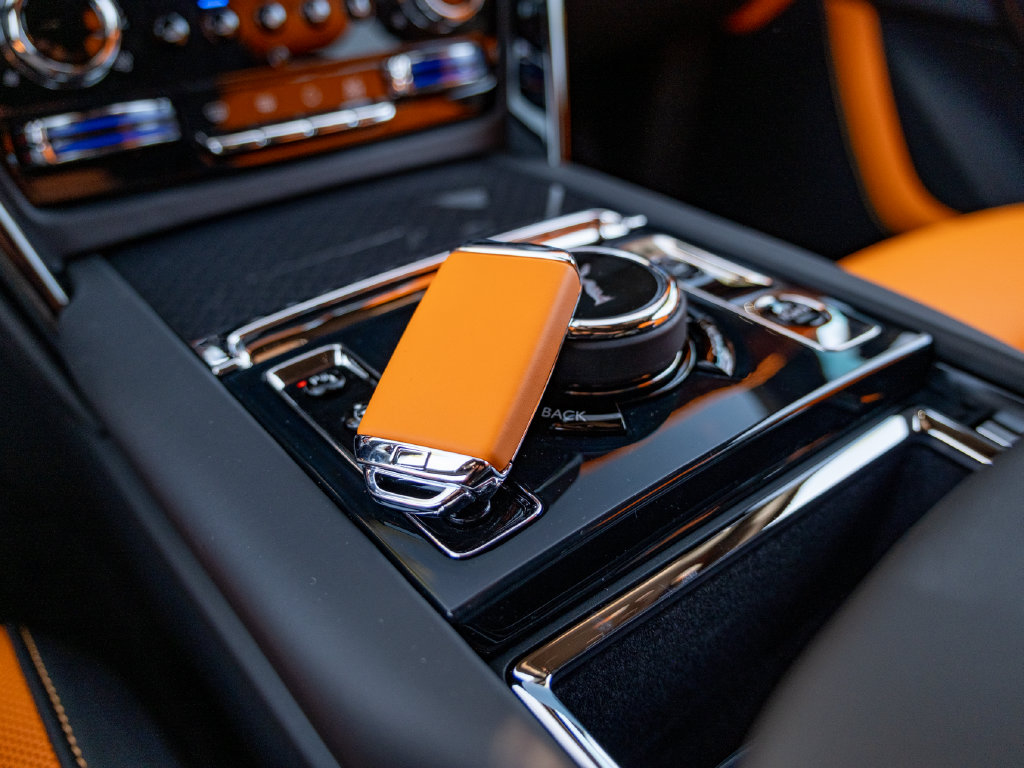 2027 Rolls-Royce Cullinan Black Badge - Photo 15
