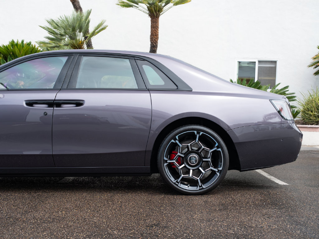 2027 Rolls-Royce Ghost Black Badge - Photo 39