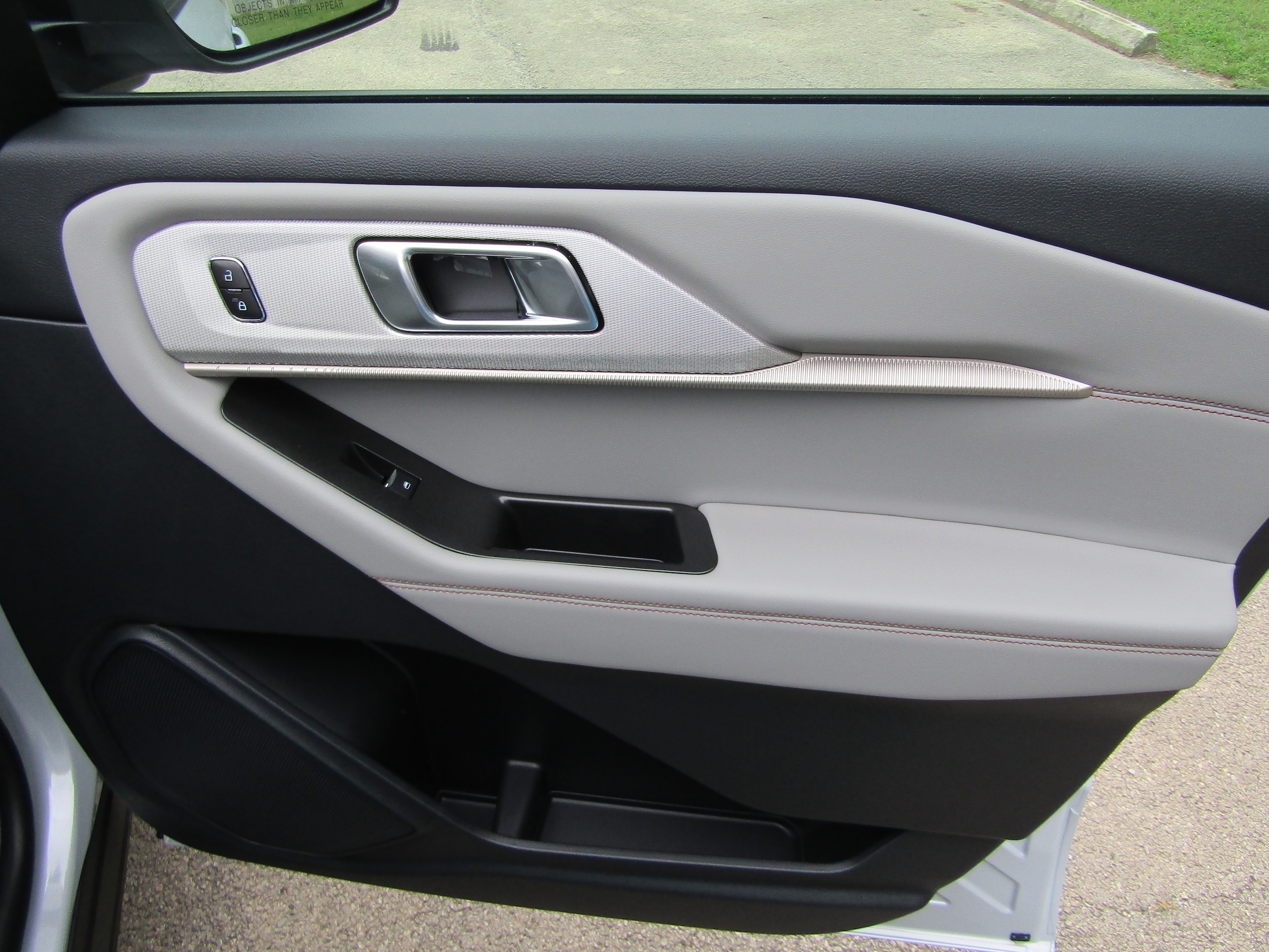 2026 Ford Explorer Active - Photo 17