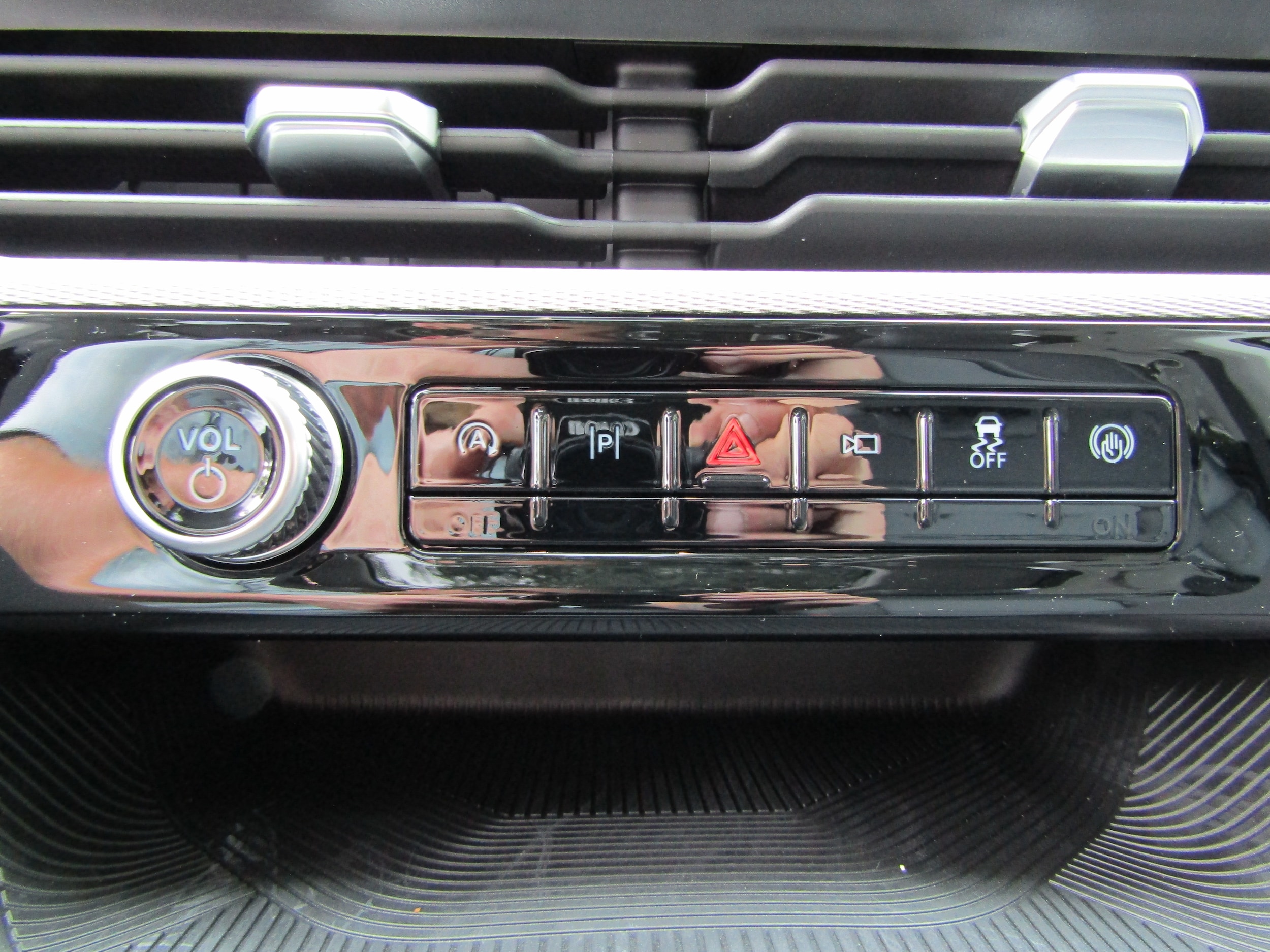2026 Ford Explorer Active - Photo 43