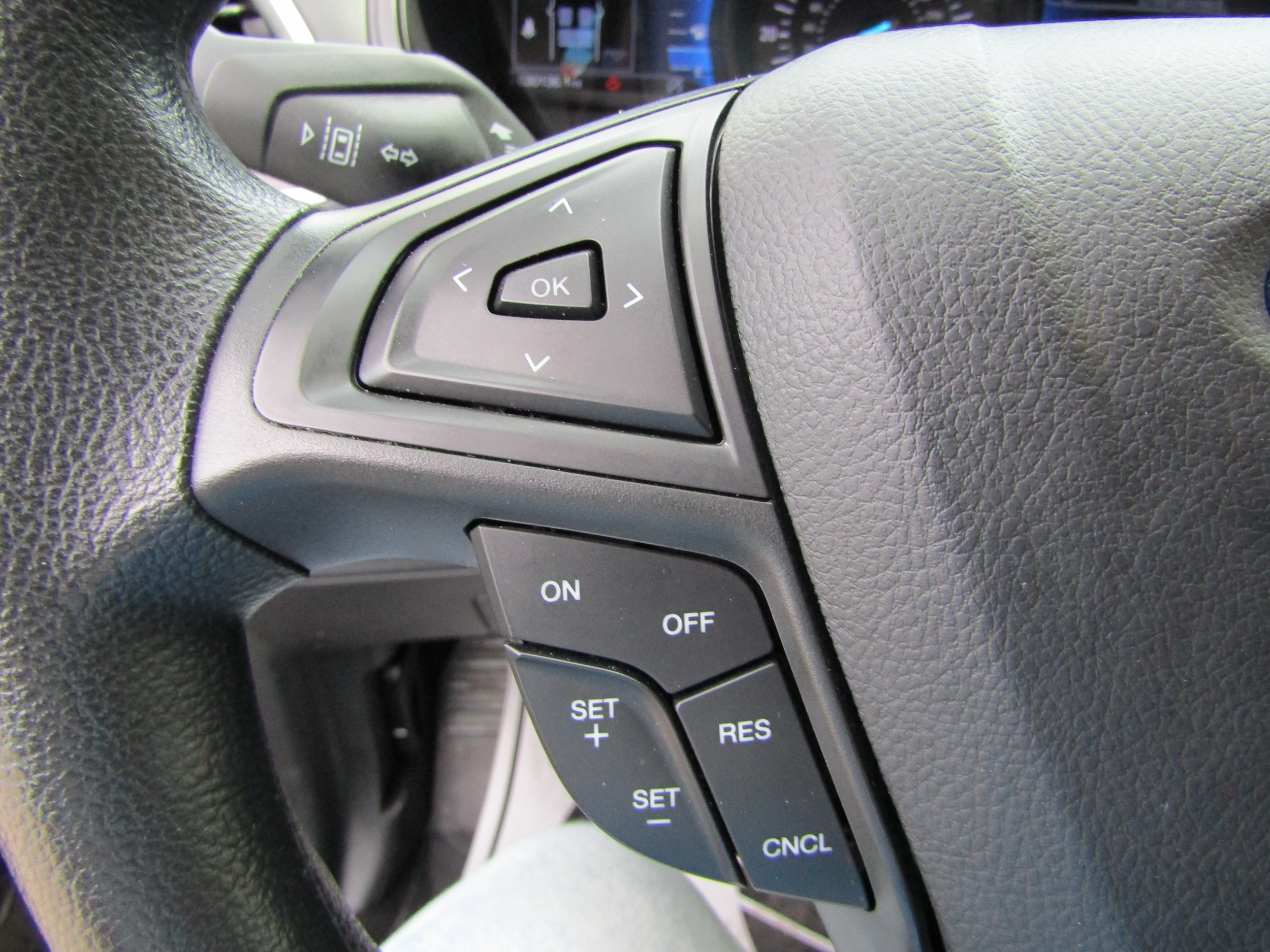 2024 Ford Edge SE - Photo 20
