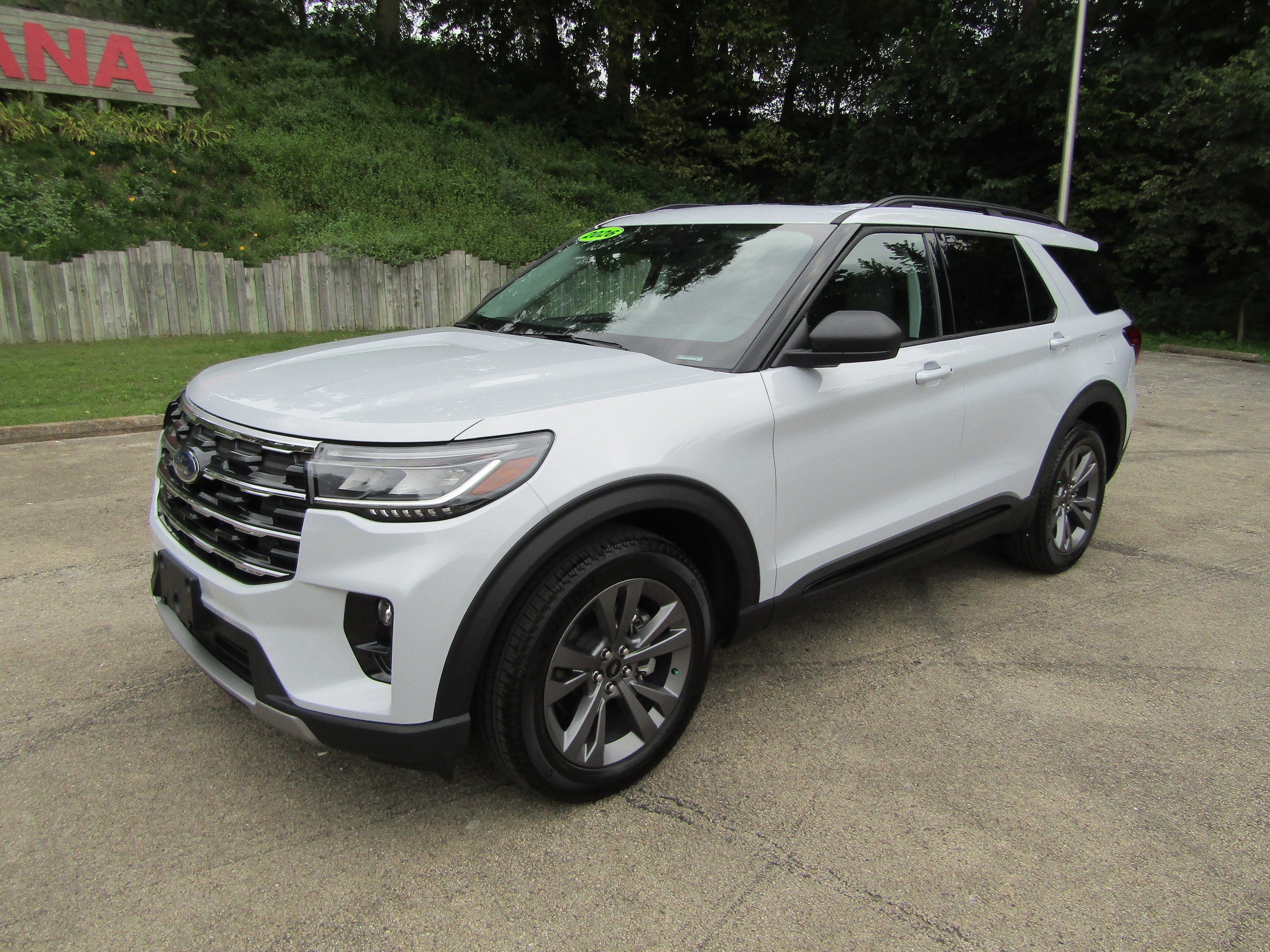 2026 Ford Explorer Active - Photo 8
