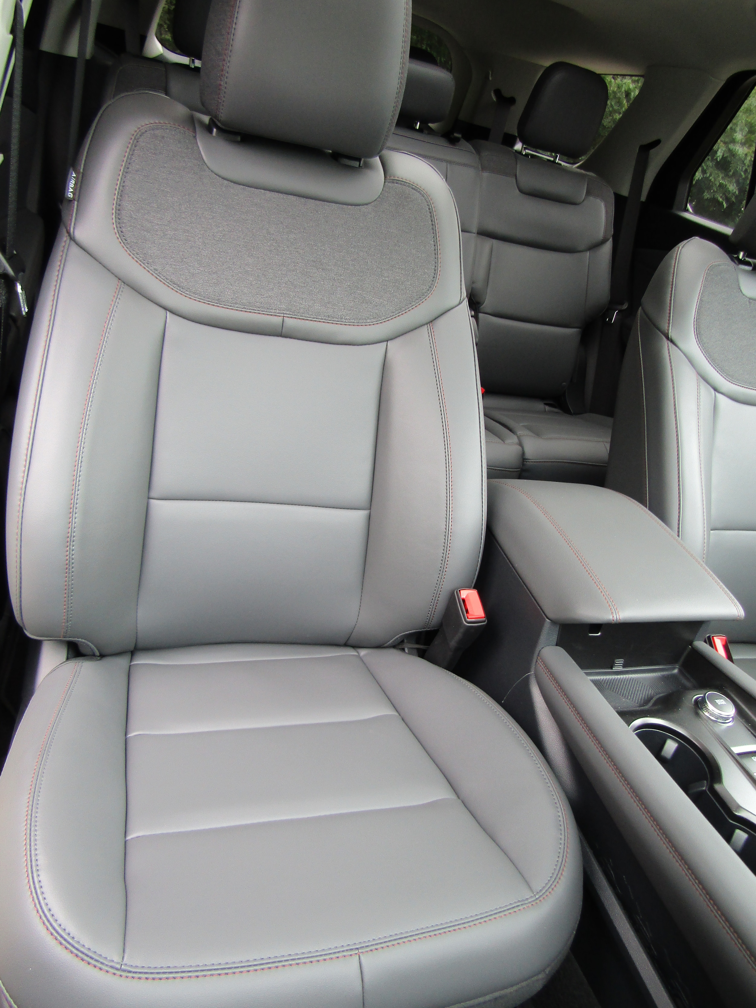 2026 Ford Explorer Active - Photo 30