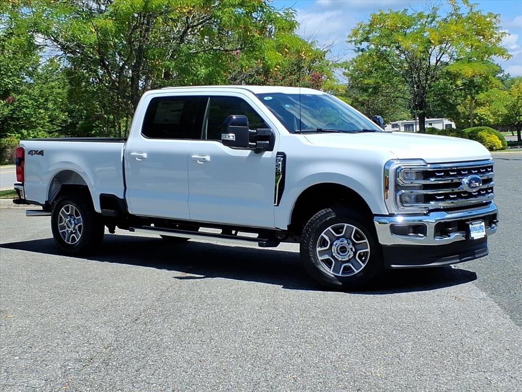 New 2026 Ford F-250 Super Duty Lariat 4x4 Lariat Crew Cab 6.8 ft. SB Pickup