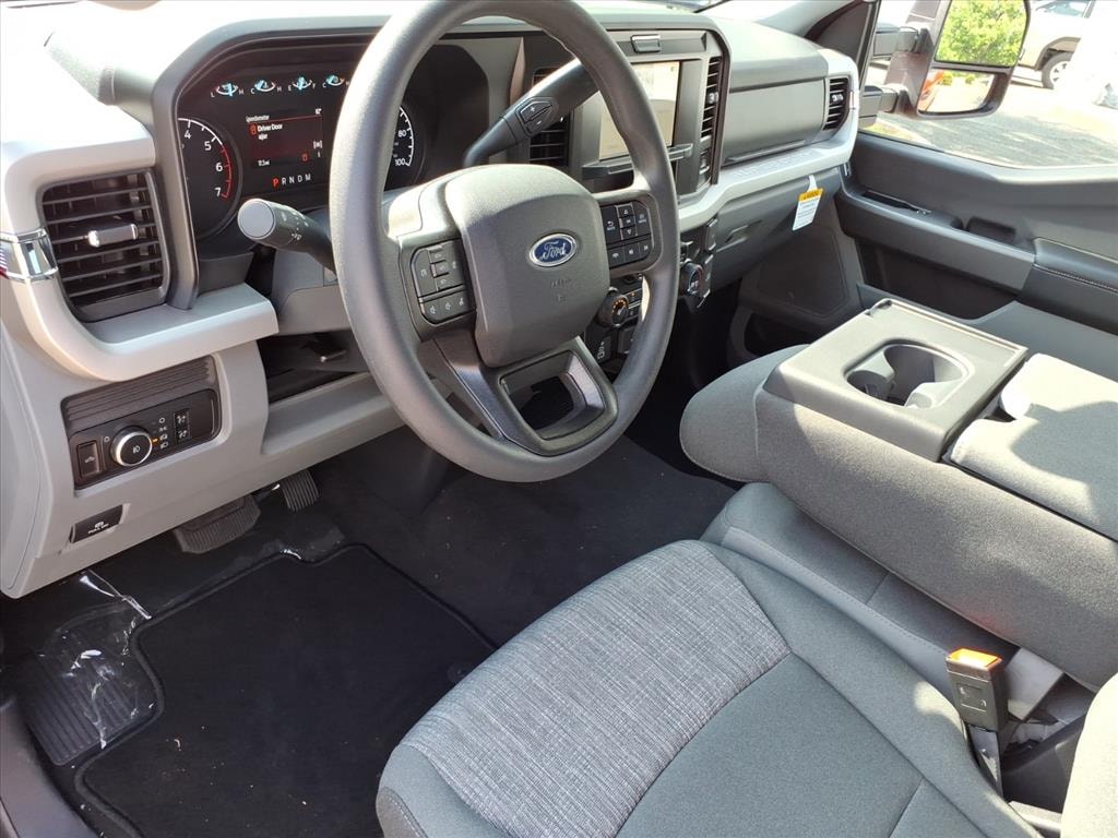 New 2026 Ford F-250 Super Duty XLT 4x4 XLT Crew Cab 6.8 ft. SB Pickup